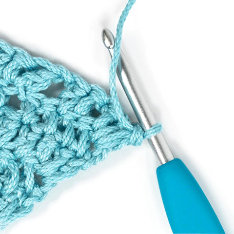 Clover Amour Crochet Hook Set – Size 10
