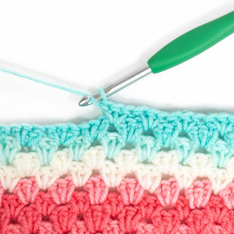 Clover Amour Crochet Hook Set – Size 10