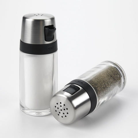 OXO Good Grips Salt Shaker – Clear/Silver